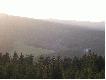 Widok z g�ry Skowro�skiego. Za w�wozem Czechy.