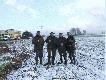 Na pami�tk� i potwierdzenie swej bytno�ci utrwalony zosta�em w�r�d weso�ej grupy mych koleg�w ( drugi od prawej w grupie ).
