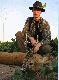 Rogacz strzelony 15.08.2009r. Wypatrzy� go Maksym, ja si� z kolei troszke za nim pougania�em. Wiatr nie by� najlepszy a ooko�a kiepsko z kulochwytem. Dopiero za trzecim wyj�ciem wykorzysta�em to, �e le�a� i podszed�em na odleg�o�� kilkudziesi�ciu metr�w. Nastepnie z broni� gotow� do strza�u na podp�rce czeka�em godzin� a� si� podniesie. Waga 18 kg. Waga trofeum jeszcze nie znana