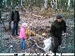Mam takie miejsce gdzie regularnie dokarmiam dziki ale nie strzelam.Mam wi�ksz� frajd� z tego �e s� i regularnie to miejsce odwiedzaj�.