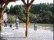 Coroczne zawody w kole.
Tradycyjne zawody w strzelaniach �rutowych jakie si� odbywaj� corocznie na strzelnicy w Gda�sku. Pocz�tkowo by� to trening strzelecki i szkolenie z zasad bezpiecze�stwa. P�niej te spotkania zmieni�y si� w zawody o puchar prezesa ko�a. Tak wi�c obowi�zek po��czyli�my z przyjemno�ci�.