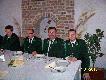 Stary/nowy zarz�d. Od lewej: skarbnik, prezes, sekretarz i �owczy.