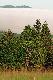 W bia�y dzie� chmury mi�dzy wzg�rzami. Ko�o Lutowisk
