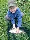 Sierpie� 2010r. Pierwszy, w�asnor�cznie z�owiony, karpik.