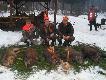 Polowanie w K� Le�nik Oborniki �l. 8.01.2011.
Od lewej kr�l polowania i dwaj w-ce kr�lowie Waldek , Marcin i Maniek.