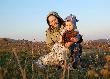 Szcz�liwa rodzinka. Wspania�y pies i do ta�ca i r�a�ca.