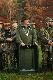 Kr�l z medalem i nagrod�.