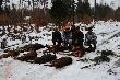 I szcz�liwi strzelcy. Od lewej: kol. Mirek pozyska� warchlaka, kolega Jan kr�l polowania dwie �anie, kol Jarek Warchlaka, kol Zbyszek (prowadz�cy) cielaka i Kamil vice kr�l dwa warchlaki...