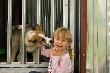 Moja chrze�nica Ania-psia niania... ;)))  (fot.Becaz wn)