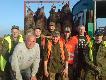 Naganka-my�liwi z ko�a Ry� podczas przerwy w polowaniu zbiorowym dewizowym.Pokot-18 dzik�w ,2 lisy.Darz B�r.