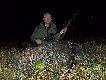 Polowanie trwa�o 2 minuty.Dzik ten wyszed� z kukurydzy i buchtowa� na �ciernisku.Waga w skupie 68 kg.Darz B�r kemor21...(10)..
