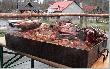 Takimi  wspania�o�ciami po polowaniu mo�na by�o si� objada�!!!!. A przygotowa� nam to wszystko -Rysiek 