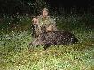 Dzik
By�o to chyba 12/13 czerwca 2006 miedzy 24 a 1 w nocy . "Robi�em" tego dzika kilka dni   a to si� mineli�my  a to by�o za ciemno  a to nie przyszed� a to wiatr by� nie taki i uciek�  - az przysz�a pe�nia przy bezchurnym niebie  widzia�em go z daleka   15 mo�e 20 min podchodu ok 300m  po lesie tak aby   nie us�ysza�  podszed�em go na 40  -50 m  strzal za ucho  (albo za s�uch jak kto woli) jak sta� tak zosta�   no i sie zacz�lo  trzeba by�o go do samochodu ok  600-700 m ci�gn�c  trwalo to mo�e 40 mo�e 50 minut  bo juz  mi sie nigdzie nie spiesz�o(lubie delektowac sie takimi chwilami) a i dzik by� s�usznej wagi. Jeszcze tylko  kilka pami�tkowych zdj��  i do domu  :-)